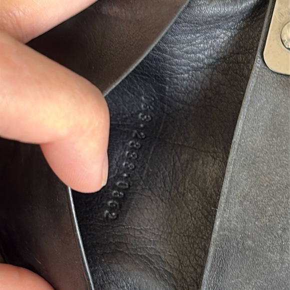 Gucci Key Holder/Key Case Leather with box - Picture 9 of 12